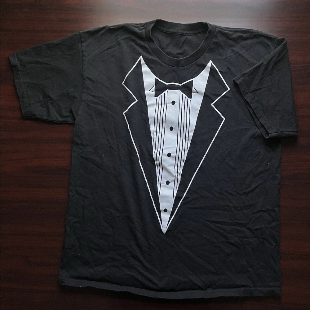 Vintage 90s Y2K Tuxedo Style T Shirt Size Large
